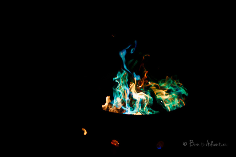 northern lights campfire