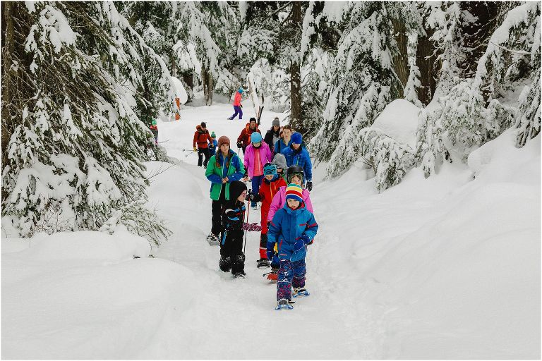 Snowshoeing up illecillewaet valley
