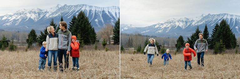 Mom Dad and kids photographer