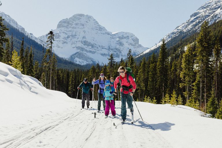 Family Cross Country Skiing on Elkford Trails